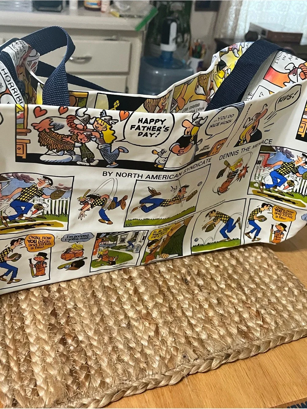 Comic-Strip Print Duffel Bag - Navy Trim